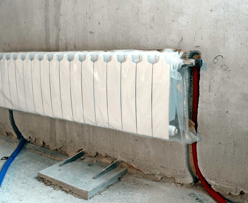 Установка радиаторов отопления Buderus во время ремонта в доме